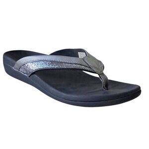 MEGNYA Comfortable Sparkling Silver Flip Flops Thongs Orthpedic Sandals